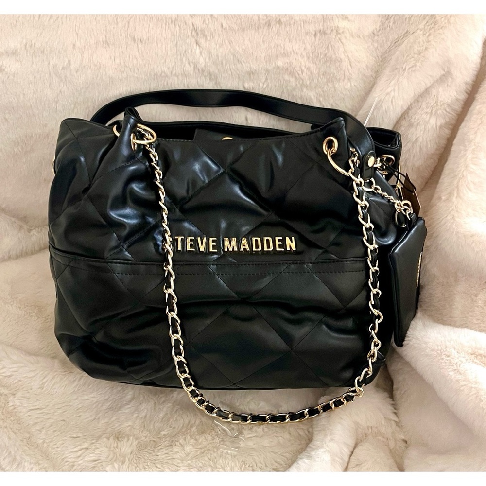 Steve Madden Quilted Shoulder Bag🖤